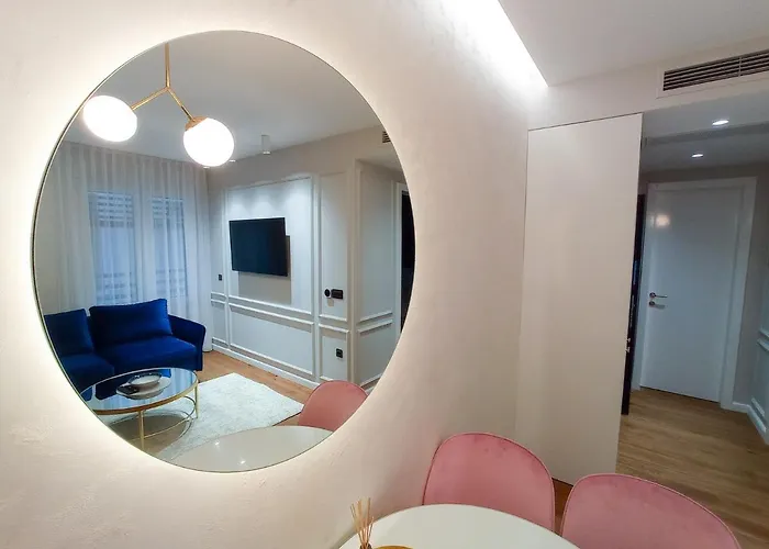 Premium Aparthotel 4*